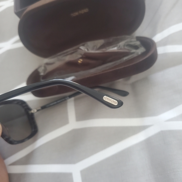 TOM FORD Marcolin 32013 longarone (italy) Brand New 10/10 - Picture 7 of 8